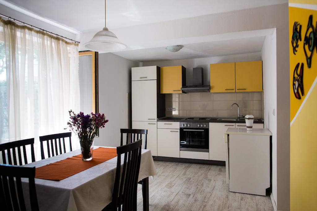 Apartments Kanajet Kaštela Habitación foto