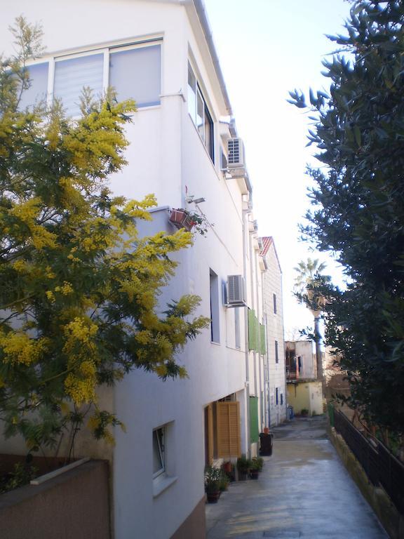 Apartments Kanajet Kaštela Exterior foto